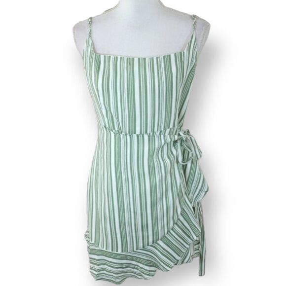 FOREVER 21 WHITE & GREEN STRIPE WRAP DRESS SZ.L NWT - Picture 5 of 13
